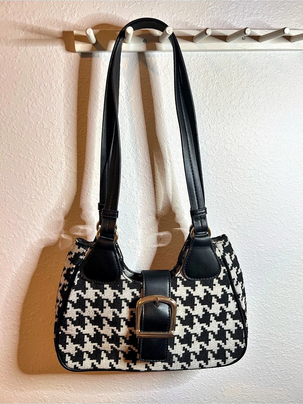 Princess Polly Y2K Shoulder Bag in Black & White Like New